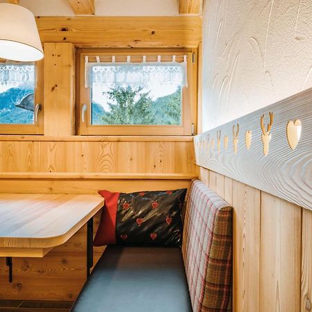 Chalet Pineta Relax Location Canazei Exterior photo